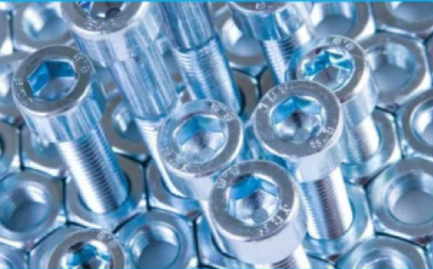 Alkaline zinc trivalent white passivation